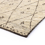 Gretchen Hand Knotted  8' x 10' Rug Corner Detail 238016-001