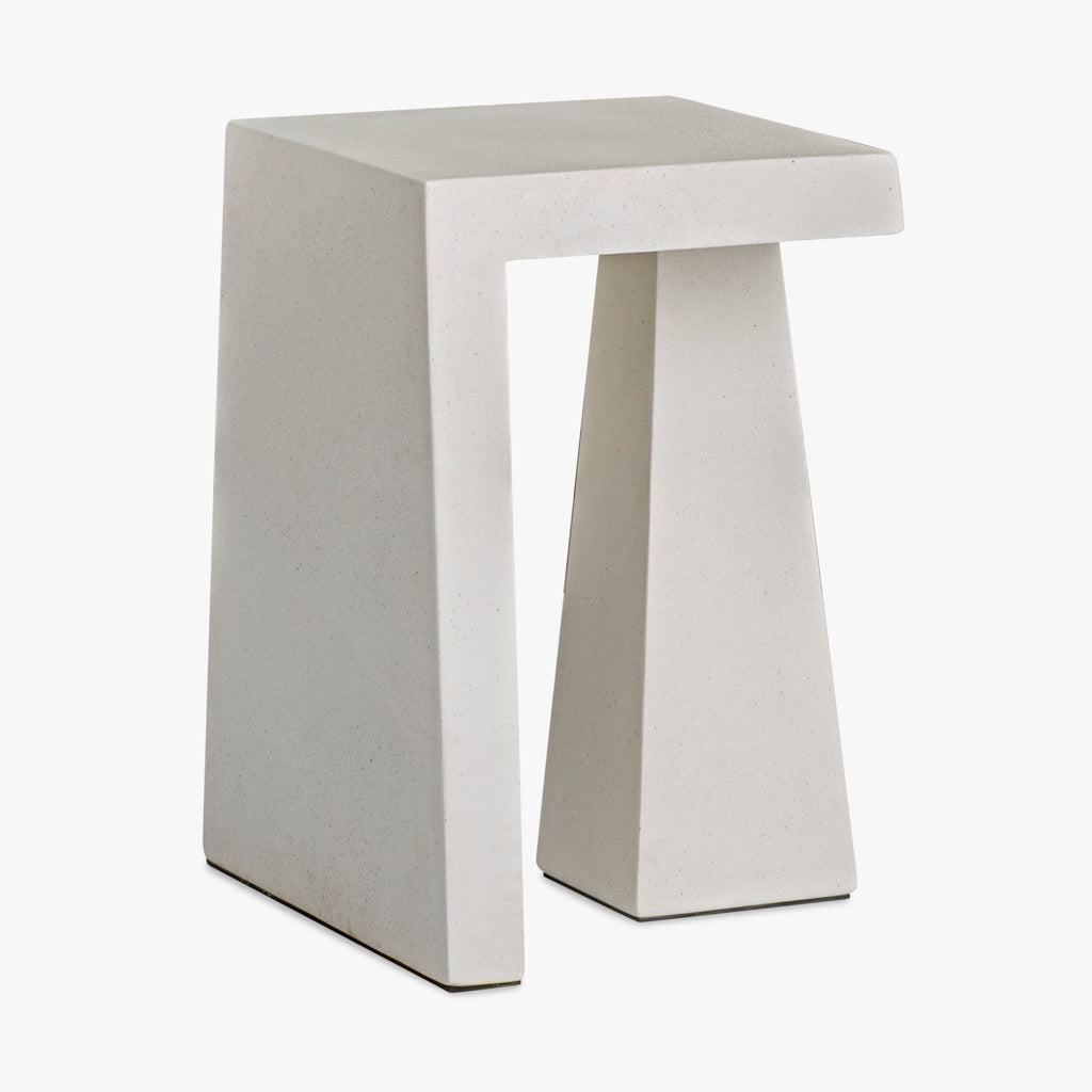 Obelisk End Table White Angled View CH-1002000-VN12-FN-LV-ST-WH-OS